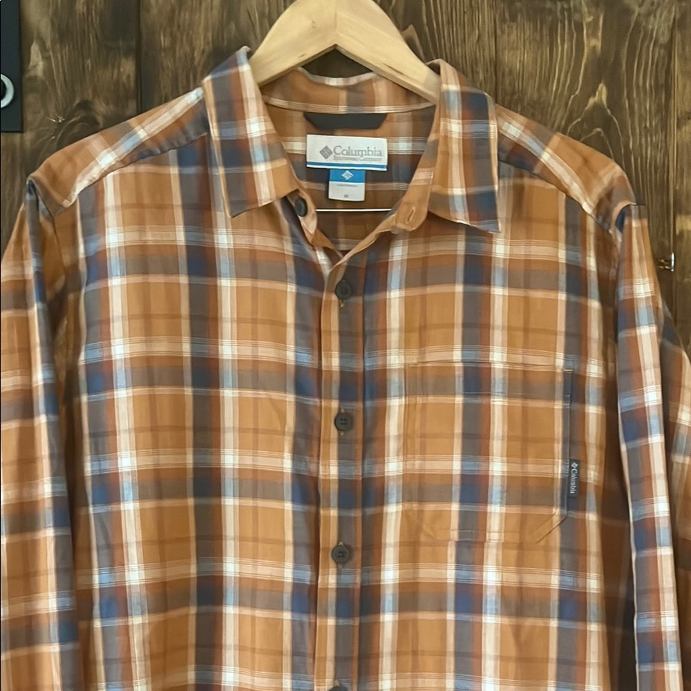 Columbia Orange and Gray Casual Button Down Shirt - Picture 2 of 10